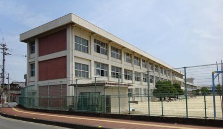 真菅小学校