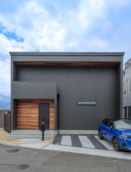 凛とした外観に、やさしい暮らし心地を。